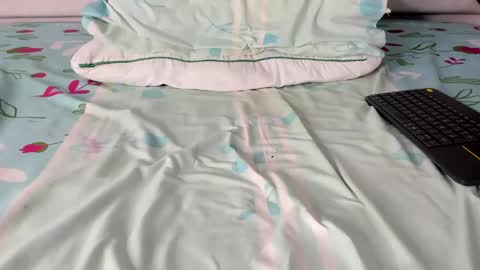 Snapshot of maybelline_666 chatting on 11.08.25 Maybelline69 online show from 11.08.25