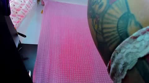 Snapshot of maykhot20cm chatting on 07.14.26 Mayk Alvarado online show from 07.14.26