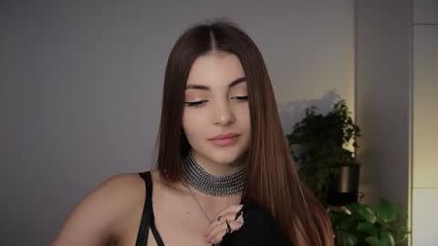 Snapshot of mayttease chatting on 11.08.25 mayttease online show from 11.08.25