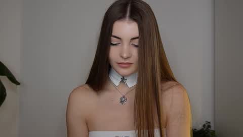 Snapshot of mayttease chatting on 11.20.25 mayttease online show from 11.20.25