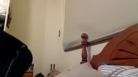 mazl0w online show from 10.20.25