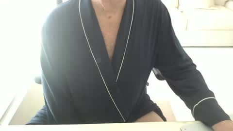 Snapshot of mbeastie chatting on 01.07.26 Beastie online show from 01.07.26