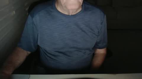 Snapshot of mbeastie chatting on 01.09.26 Beastie online show from 01.09.26