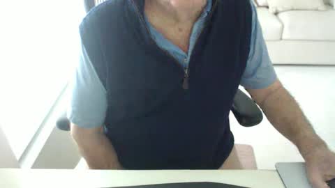 Snapshot of mbeastie chatting on 02.04.26 Beastie online show from 02.04.26