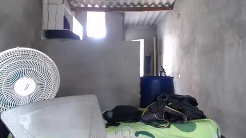 Snapshot of mcgregor_sexhot chatting on 01.03.25 Mcgregor online show from 01.03.25