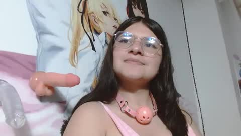 mackenna av online show from 02.28.25