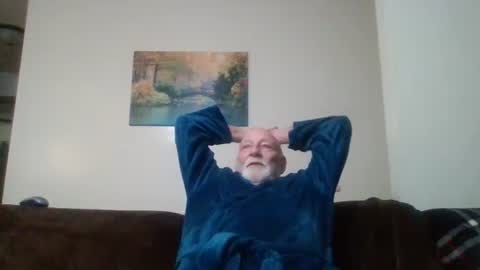 Snapshot of mdane99 chatting on 12.31.24 mdane99 online show from 12.31.24