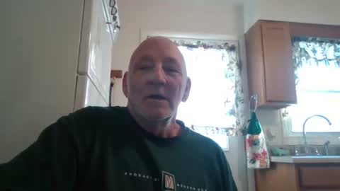 Snapshot of mdane99 chatting on 02.13.25 mdane99 online show from 02.13.25