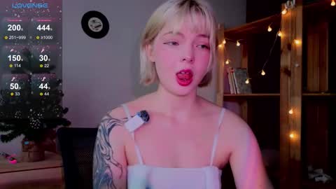 me1inmonro online show from 12.17.25