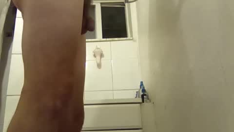 Snapshot of meaderd740870 chatting on 09.15.25 meaderd740870 online show from 09.15.25