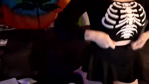 Snapshot of meateater7455 chatting on 09.28.25 meateater7455 online show from 09.28.25