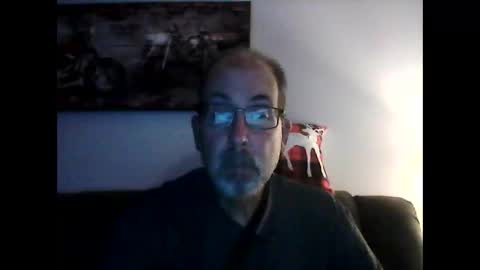 Snapshot of meathome3 chatting on 12.21.24 me at home online show from 12.21.24