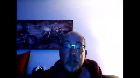 Snapshot of meathome3 chatting on 10.06.25 me at home online show from 10.06.25