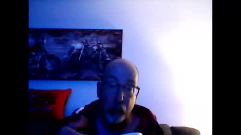 Snapshot of meathome3 chatting on 06.02.26 me at home online show from 06.02.26