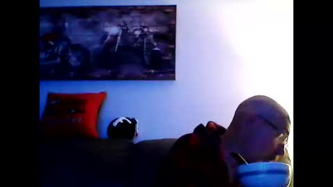 Snapshot of meathome3 chatting on 06.03.26 me at home online show from 06.03.26