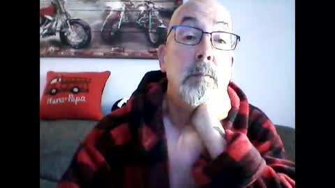 Snapshot of meathome3 chatting on 06.06.26 me at home online show from 06.06.26