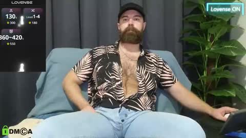 Meaty Roll online show from 10.31.25