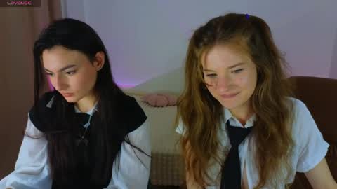 Snapshot of medina_andress chatting on 04.25.26 Dina online show from 04.25.26