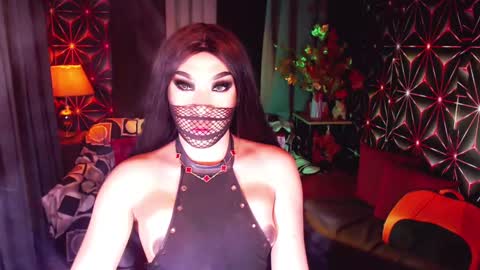 THE QUEEN ALPHA   Queen Medusa Prey online show from 03.10.25