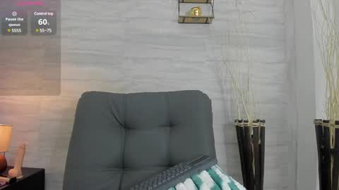 Snapshot of meegan_lopezz chatting on 02.04.25 meegan_lopezz online show from 02.04.25