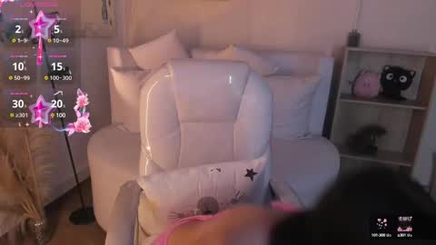   online show from 03.06.25