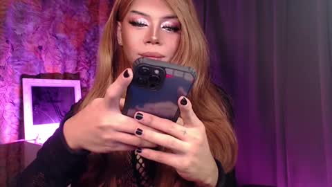 Snapshot of meetmehalfway888 chatting on 01.24.25 GODDESS OF ALL GODDESSES online show from 01.24.25