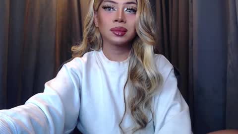 Snapshot of meetmehalfway888 chatting on 10.06.25 GODDESS OF ALL GODDESSES online show from 10.06.25