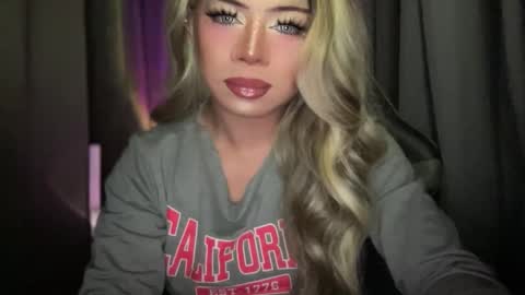 Snapshot of meetmehalfway888 chatting on 10.13.25 GODDESS OF ALL GODDESSES online show from 10.13.25