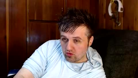 Snapshot of megachub chatting on 04.13.26 Megachub online show from 04.13.26