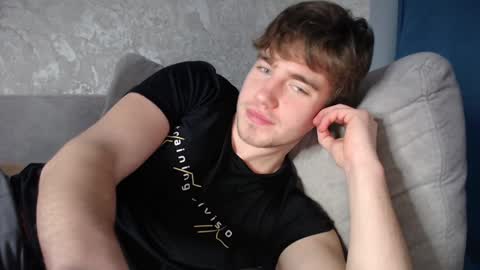 Snapshot of megamaxxxl chatting on 01.27.25 Max online show from 01.27.25