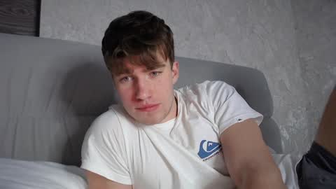 Snapshot of megamaxxxl chatting on 02.02.25 Max online show from 02.02.25