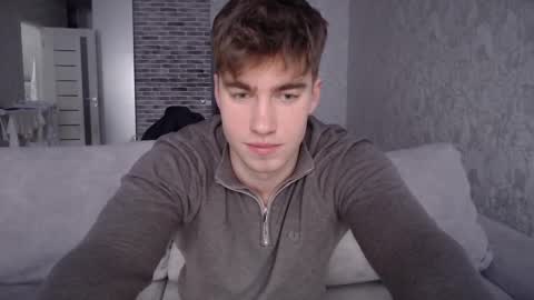 Snapshot of megamaxxxl chatting on 02.11.25 Max online show from 02.11.25