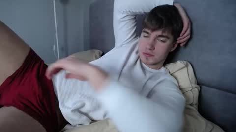 Snapshot of megamaxxxl chatting on 02.01.26 Max online show from 02.01.26