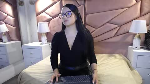 Megan3 online show from 10.08.25