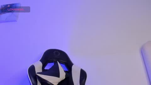 Snapshot of megan_browns1 chatting on 01.21.25 Megan online show from 01.21.25