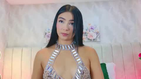 Carolina Paez online show from 12.03.25