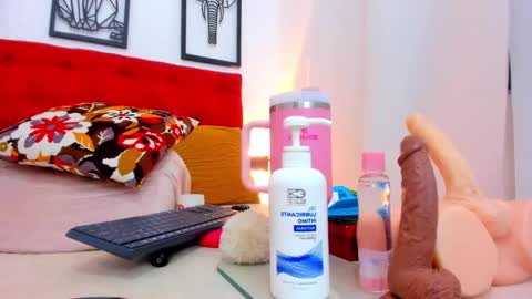 Megan online show from 02.14.25