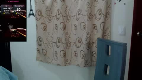 Snapshot of megan_hot_v chatting on 02.24.26 Hi Stream 1430 to 2100pm online show from 02.24.26