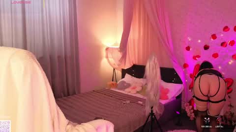 Megan Nelson online show from 05.10.26