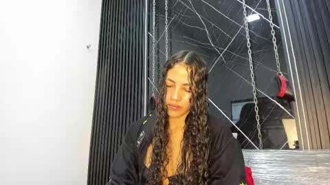 Snapshot of megan_siner chatting on 04.18.26 Megan Siner online show from 04.18.26