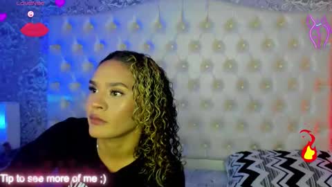 Snapshot of megan_tower chatting on 11.03.25 megan_tower online show from 11.03.25