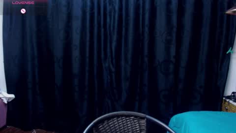 M E G A N   online show from 01.22.25