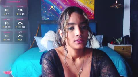 M E G A N   online show from 03.02.25