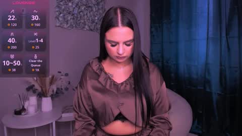 Meganberry online show from 10.24.25