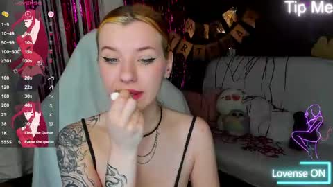 megancat333 online show from 06.15.26