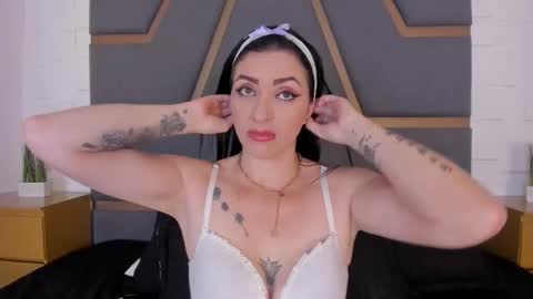 Megan Hofman online show from 09.20.25