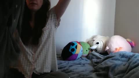 Megan online show from 10.17.25