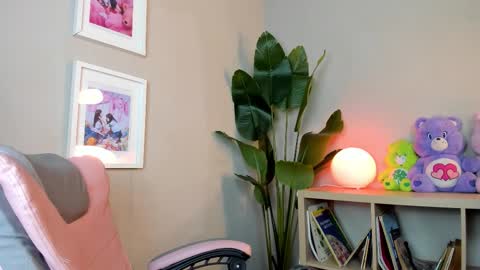 meganpeach_ online show from 11.25.25