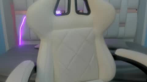 Snapshot of meganqueen2 chatting on 02.04.26 Megan Queen online show from 02.04.26