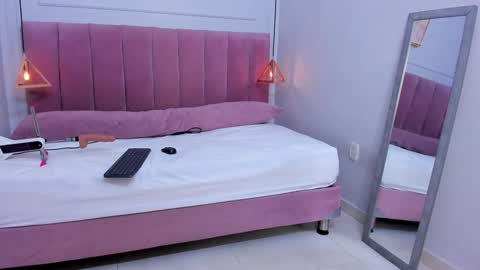 Snapshot of megansaenz_1 chatting on 01.17.25 Megan online show from 01.17.25